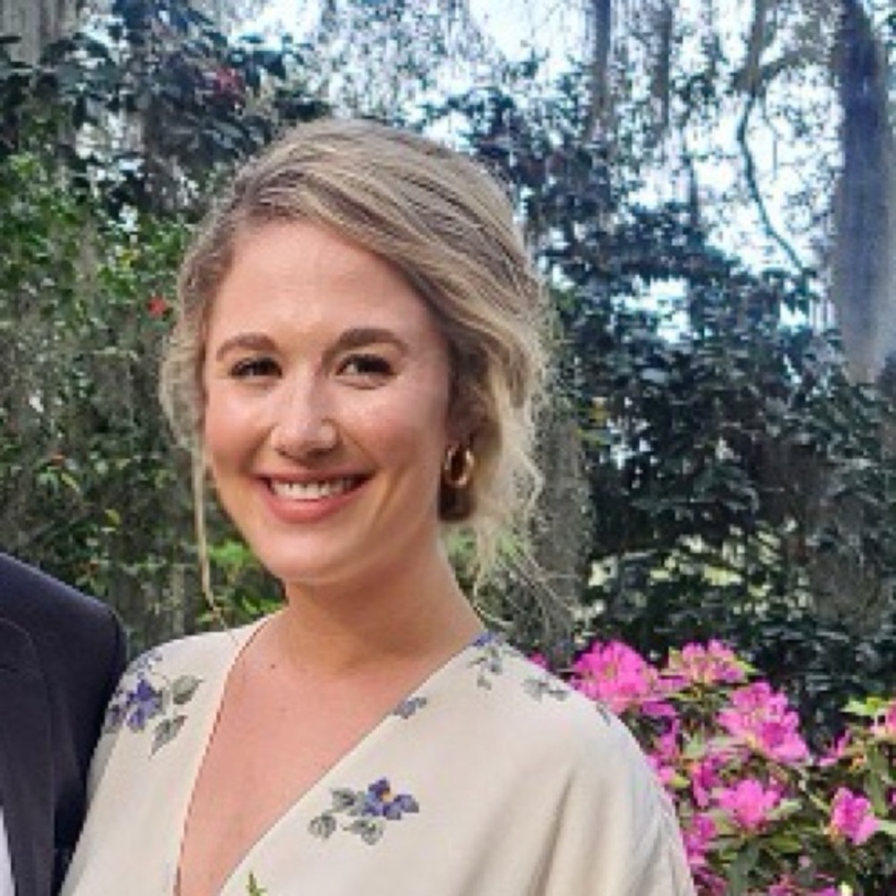 Meet your Posher, Elizabeth